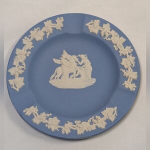 Vintage Wedgewood Ashtray Catchall